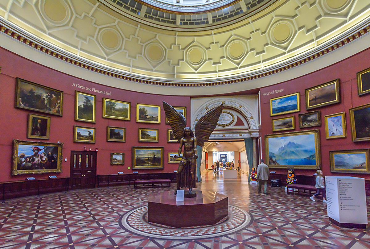 Бирмингемский музей и художественная галерея, интерьер